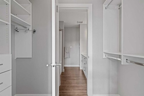 404-10 Walgrove Se, Calgary, AB - Indoor