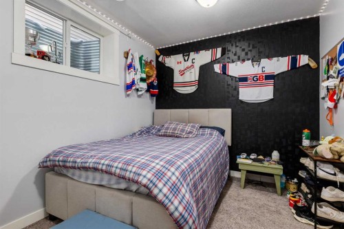 306 Cooperstown Common Sw, Airdrie, AB - Indoor Photo Showing Bedroom