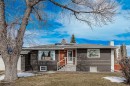 48 Carnarvon Way Nw, Calgary, AB  - Outdoor 
