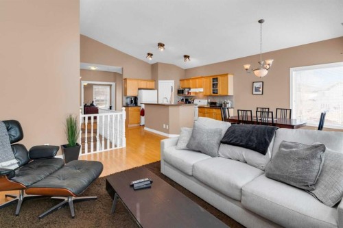 135 Citadel Estates Place Nw, Calgary, AB - Indoor Photo Showing Living Room