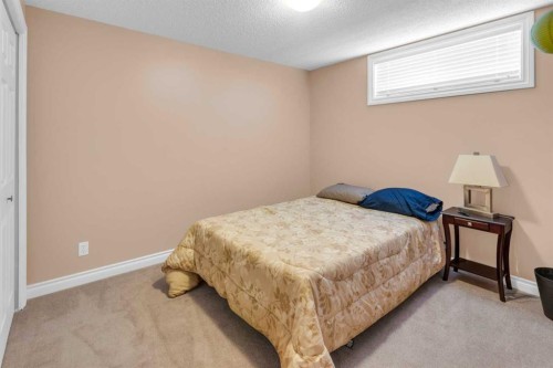 135 Citadel Estates Place Nw, Calgary, AB - Indoor Photo Showing Bedroom