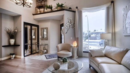 125 Riverview Place Se, Calgary, AB - Indoor Photo Showing Living Room