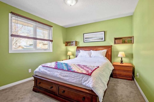 264 Midridge Crescent Se, Calgary, AB - Indoor Photo Showing Bedroom