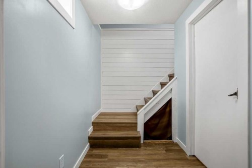 264 Midridge Crescent Se, Calgary, AB - Indoor Photo Showing Other Room