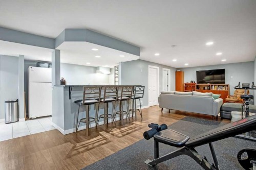 264 Midridge Crescent Se, Calgary, AB - Indoor
