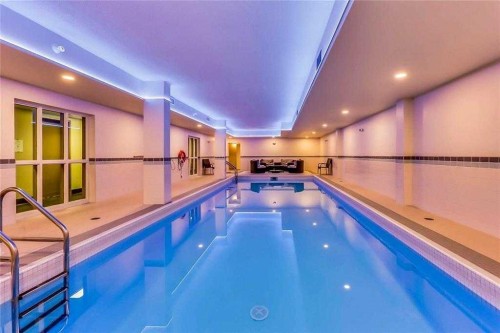 511-340 14 Avenue Sw, Calgary, AB - Indoor Photo Showing Other Room With In Ground Pool