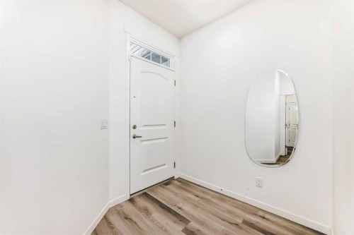 64 Masters Row Se, Calgary, AB - Indoor Photo Showing Other Room