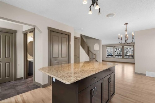 106 Luxstone Way Sw, Airdrie, AB - Indoor Photo Showing Kitchen