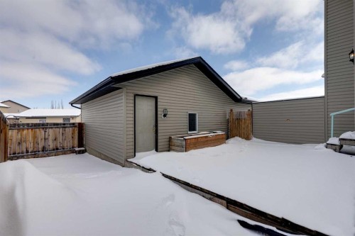 106 Luxstone Way Sw, Airdrie, AB - Outdoor With Exterior