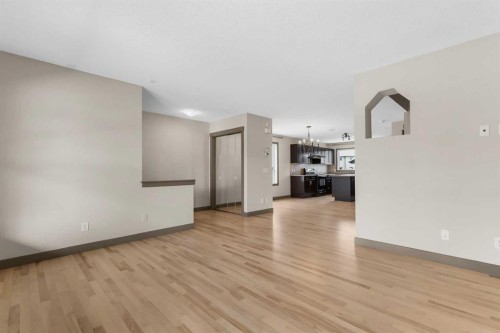 106 Luxstone Way Sw, Airdrie, AB - Indoor