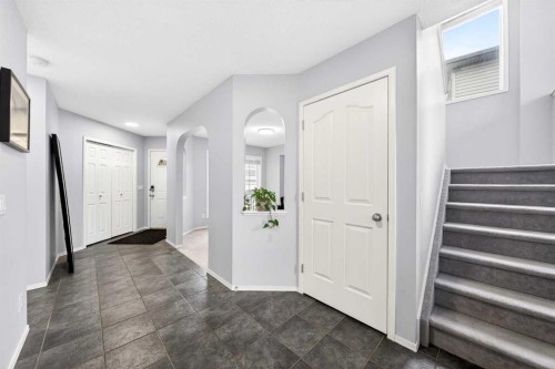 60 Citadel Ridge Close Nw, Calgary, AB - Indoor Photo Showing Other Room