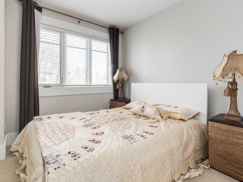 52 20 Street, Calgary, AB 