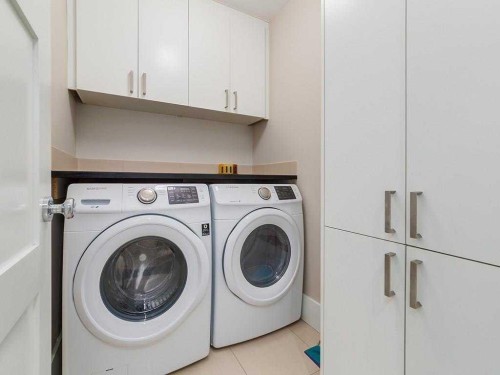 52 20 Street, Calgary, AB 