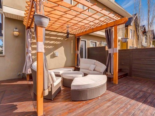 52 20 Street, Calgary, AB 