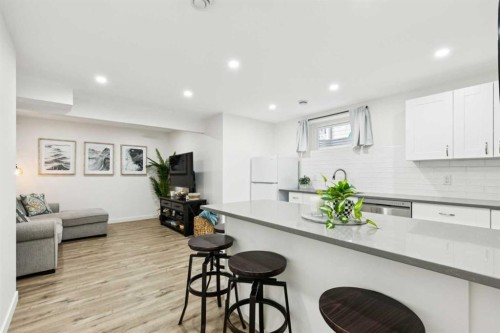 852 Everridge Drive Sw, Calgary, AB - Indoor