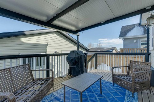 852 Everridge Drive Sw, Calgary, AB - Outdoor With Deck Patio Veranda With Exterior
