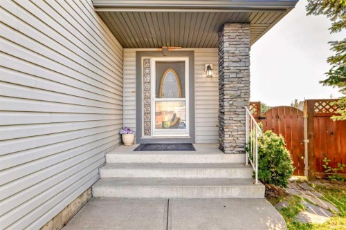 41 Covette Bay Ne, Calgary, AB - Outdoor With Exterior