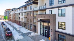 109-4275 Norford Avenue NW Calgary, AB T3B 6M2