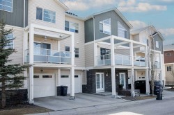 206 Redstone View NE Calgary, AB T3N 0M9