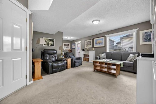 466 Douglas Glen Boulevard Se, Calgary, AB - Indoor