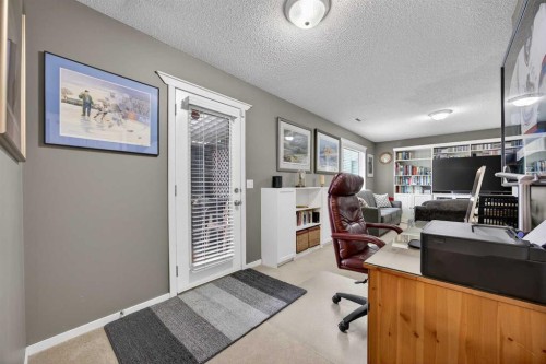 466 Douglas Glen Boulevard Se, Calgary, AB - Indoor Photo Showing Office