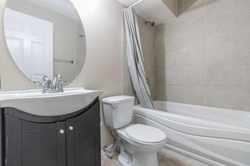 112 Covepark Rise Ne, Calgary, AB - Indoor Photo Showing Bathroom