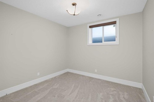125 Artesia Gate, Heritage Pointe, AB - Indoor Photo Showing Other Room