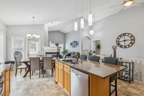 328 Cove Road, Chestermere, AB - Indoor