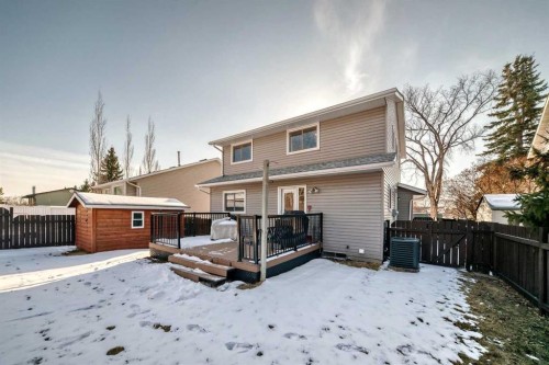 8 Meadow Place Se, Airdrie, AB - Outdoor With Exterior