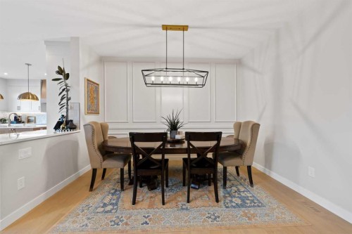 224 South Shore View, Chestermere, AB - Indoor Photo Showing Dining Room