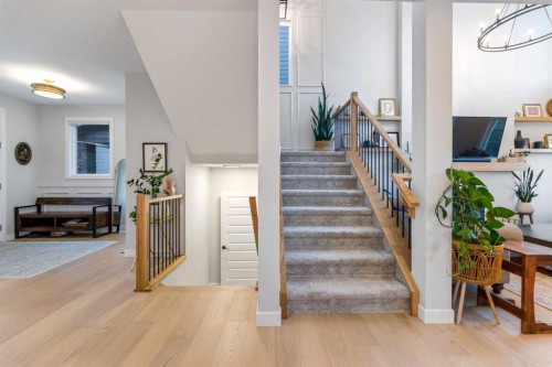 224 South Shore View, Chestermere, AB - Indoor Photo Showing Other Room