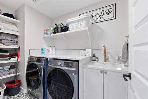 224 South Shore View, Chestermere, AB - Indoor Photo Showing Laundry Room