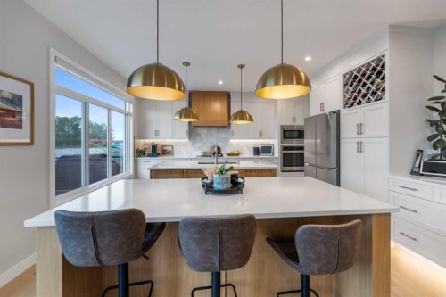 224 South Shore View, Chestermere, AB - Indoor Photo Showing Other Room