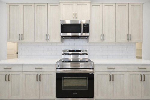 3205-220 Seton Grove Se, Calgary, AB - Indoor Photo Showing Kitchen