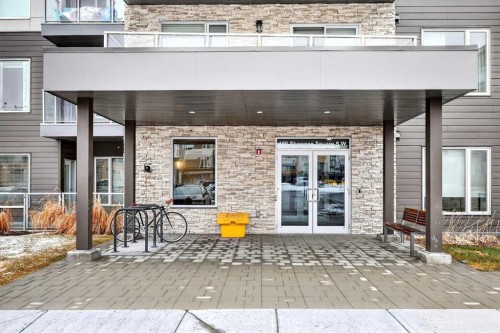 401-150 Shawnee Square Sw, Calgary, AB - Outdoor