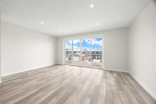 507 Lucas Boulevard Nw, Calgary, AB - Indoor