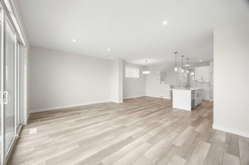 507 Lucas Boulevard Nw, Calgary, AB - Indoor