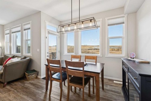57 Crestridge Bay Sw, Calgary, AB - Indoor Photo Showing Dining Room