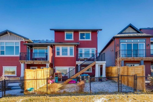 57 Crestridge Bay Sw, Calgary, AB - Outdoor