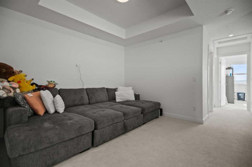 7581 202 Avenue Se, Calgary, AB - Indoor