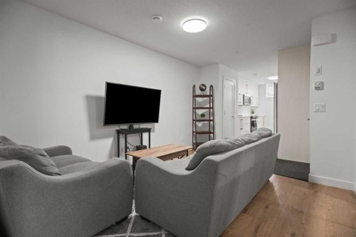 7581 202 Avenue Se, Calgary, AB - Indoor