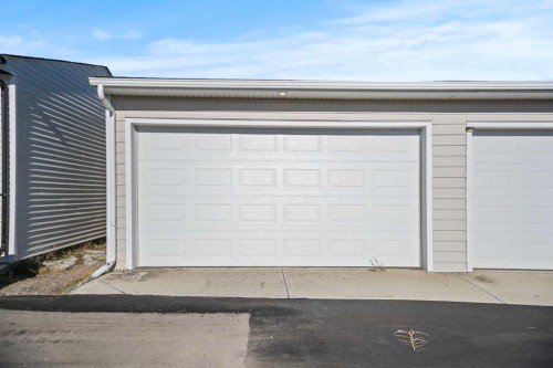 7581 202 Avenue Se, Calgary, AB - Outdoor