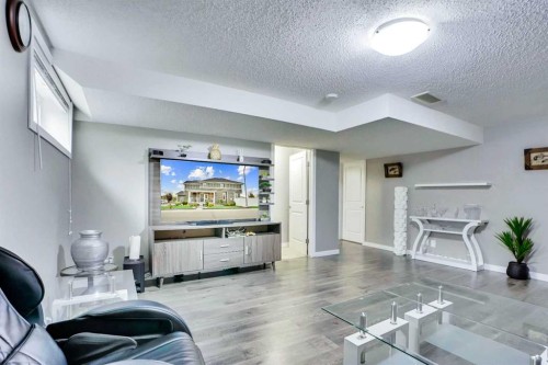 100 Redstone Parade Ne, Calgary, AB - Indoor Photo Showing Living Room