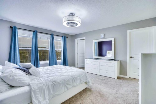 100 Redstone Parade Ne, Calgary, AB - Indoor Photo Showing Bedroom
