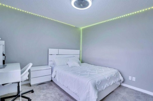 100 Redstone Parade Ne, Calgary, AB - Indoor Photo Showing Bedroom