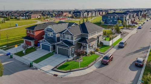100 Redstone Parade Ne, Calgary, AB - Outdoor