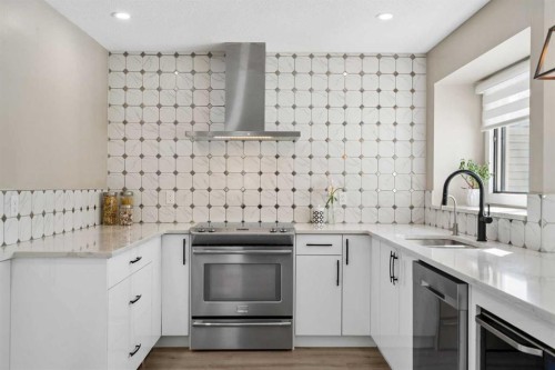 220 Macewan Glen Place Nw, Calgary, AB - Indoor Photo Showing Kitchen With Upgraded Kitchen