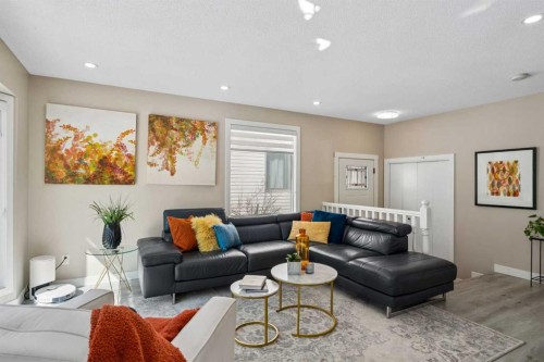 220 Macewan Glen Place Nw, Calgary, AB - Indoor Photo Showing Living Room