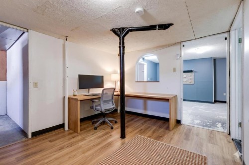 21 Mountain Circle Se, Airdrie, AB - Indoor