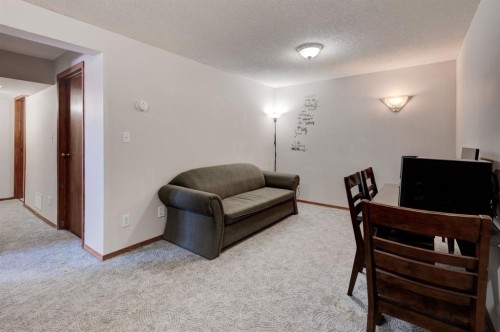 4 Cedargrove Way Sw, Calgary, AB - Indoor